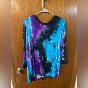 Long sleeve purple blue and black shirt